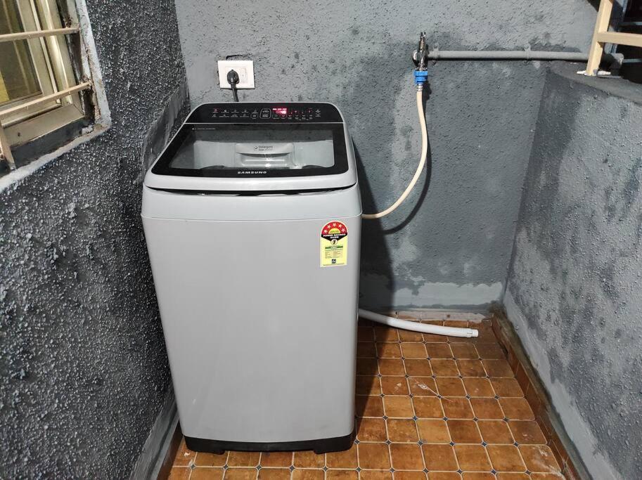 1bhk Ac Service 301 Apartment
