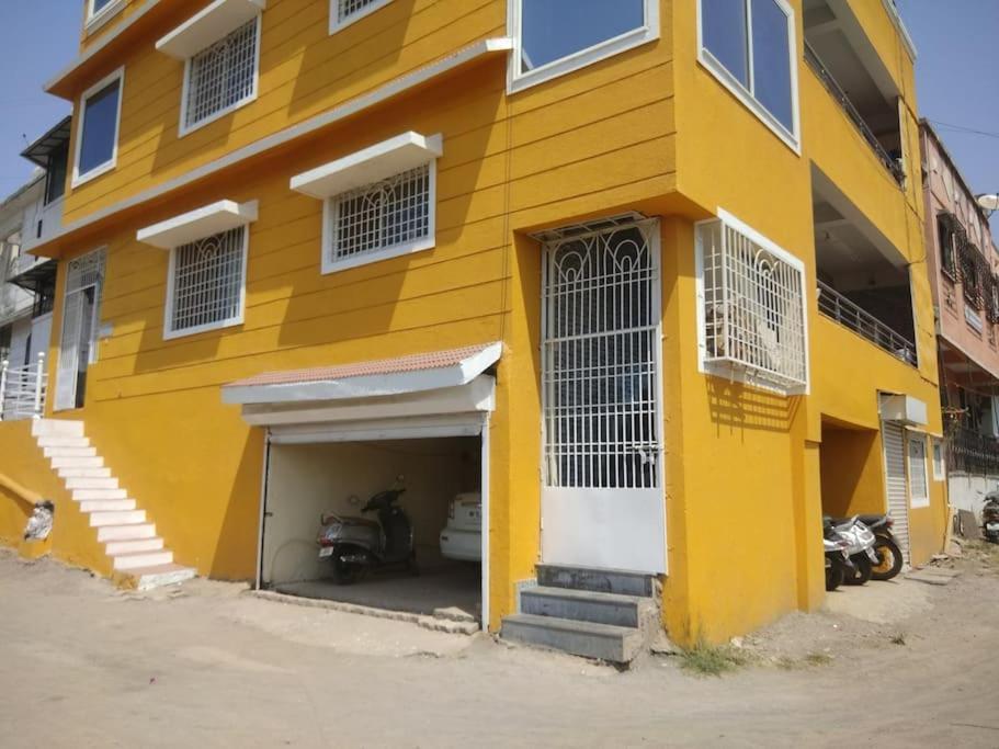 1bhk Ac Service 301 Apartment Pune