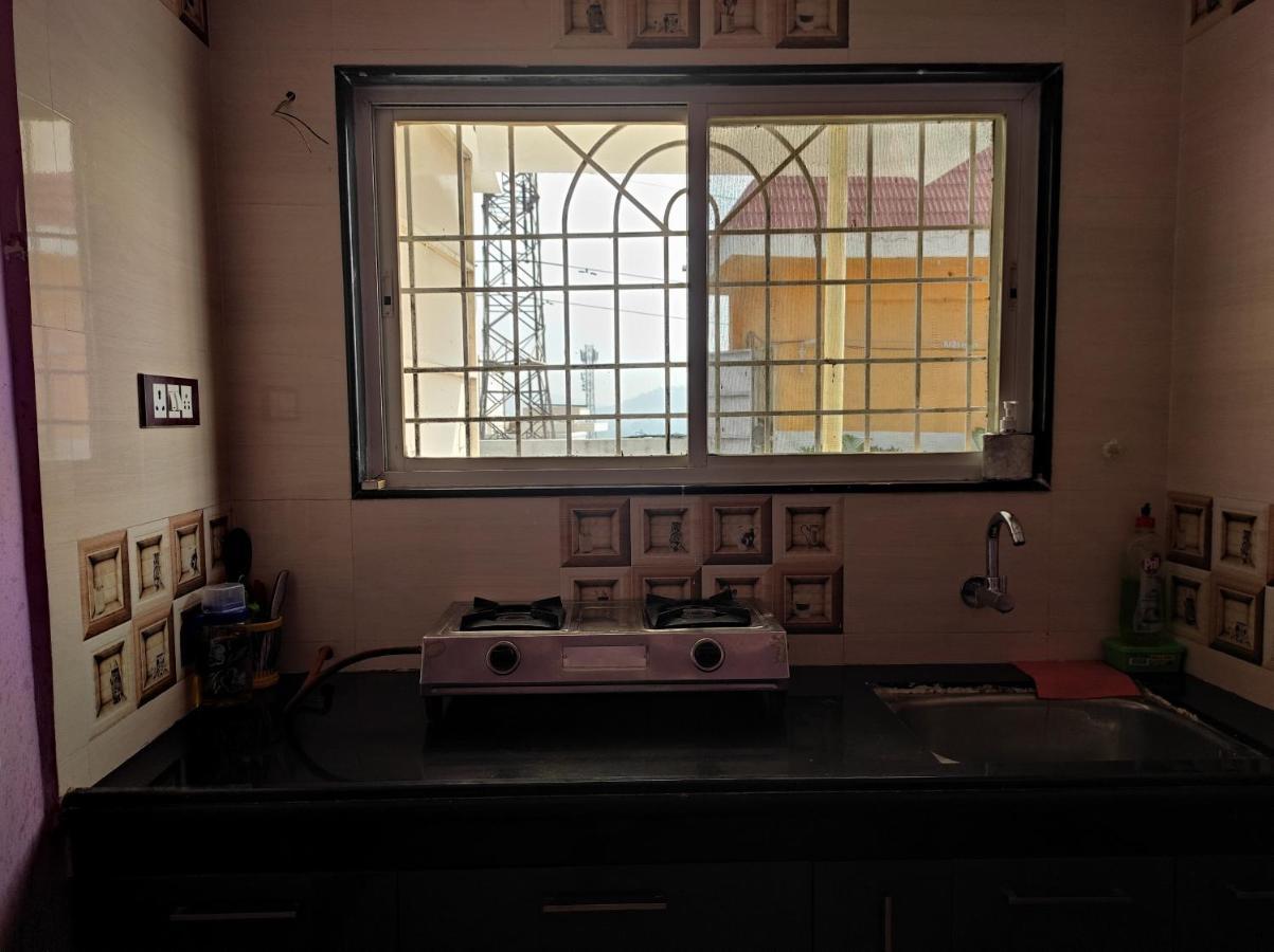 1bhk Ac Service 301 *