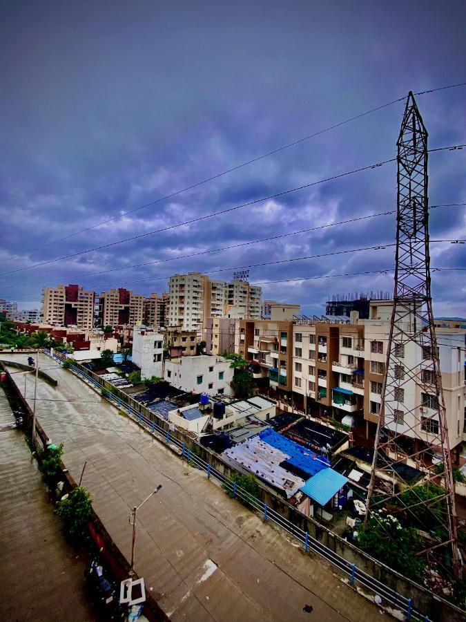 Apartment 1bhk Ac Service 301