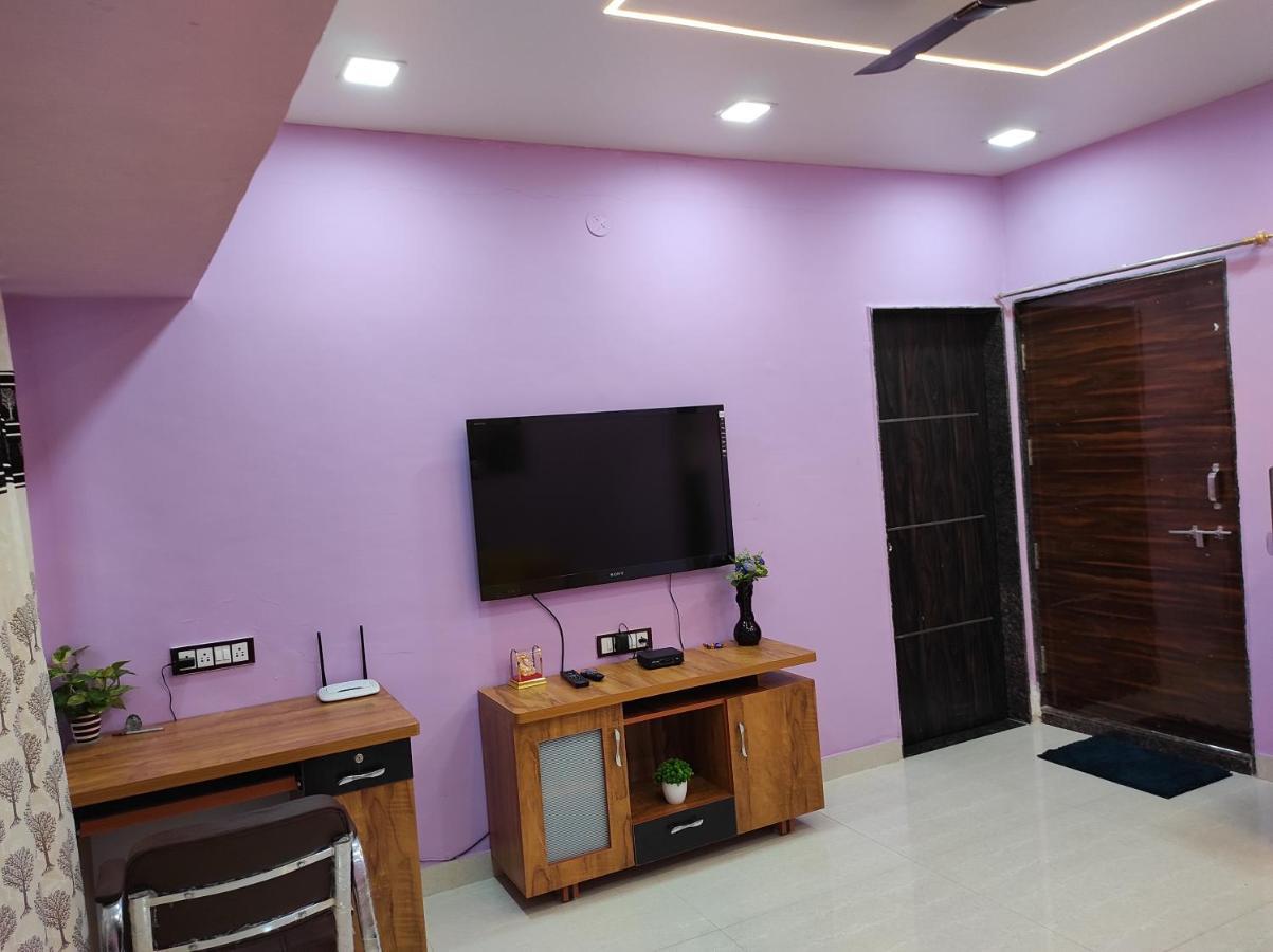 1bhk Ac Service 301