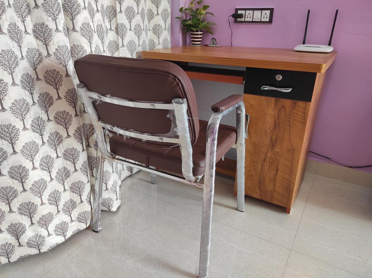1bhk Ac Service 301