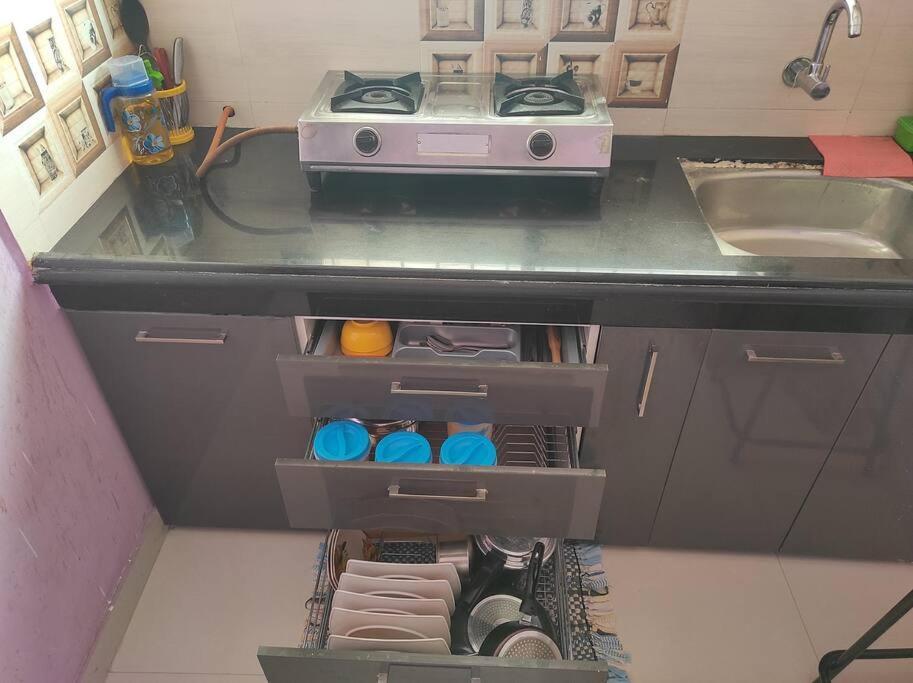 Apartment 1bhk Ac Service 301 Pune