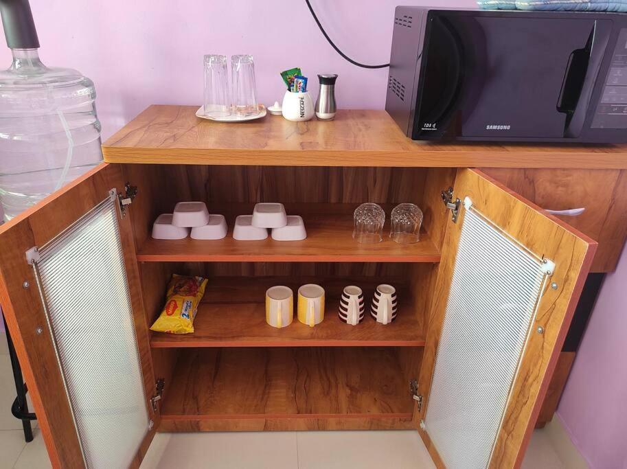 Apartment 1bhk Ac Service 301 Pune