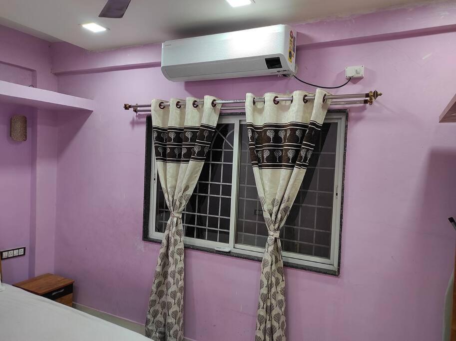 1bhk Ac Service 301