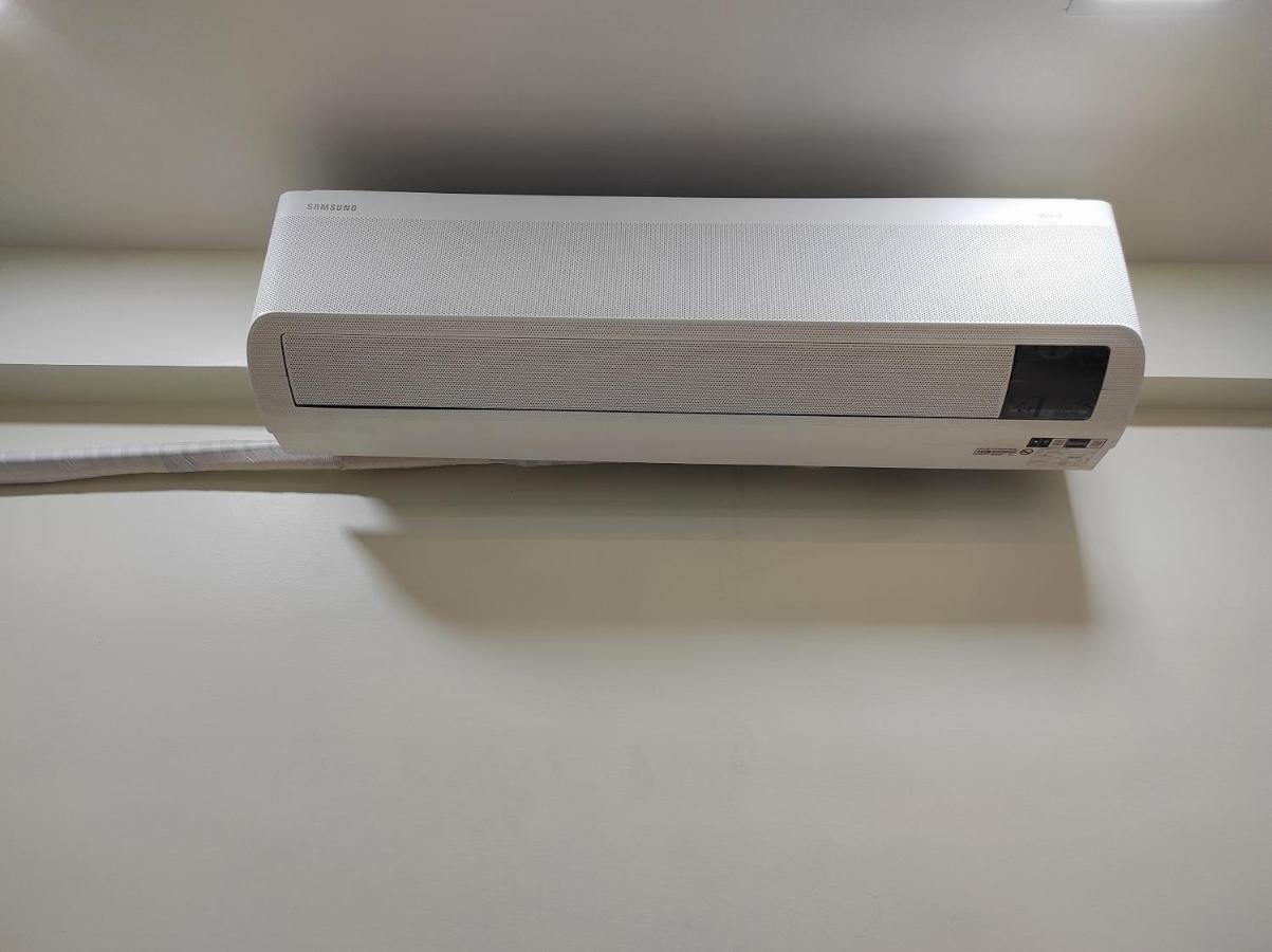 1bhk Ac Service 301